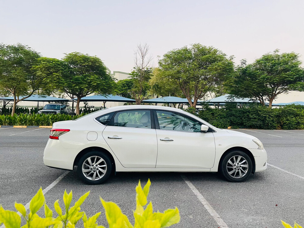 nissan sentra 2019 - 5