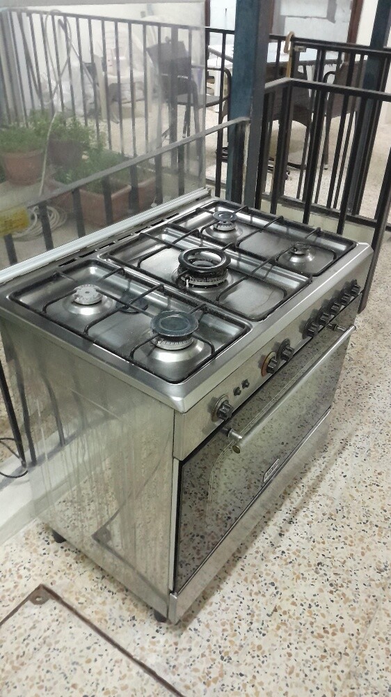 عدد 2 فرن للبيع - 1