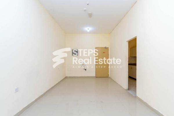 Staff Housing in Birkat Al Awamer - 8