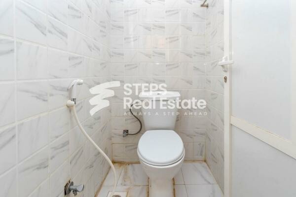 Staff Housing in Birkat Al Awamer - 6
