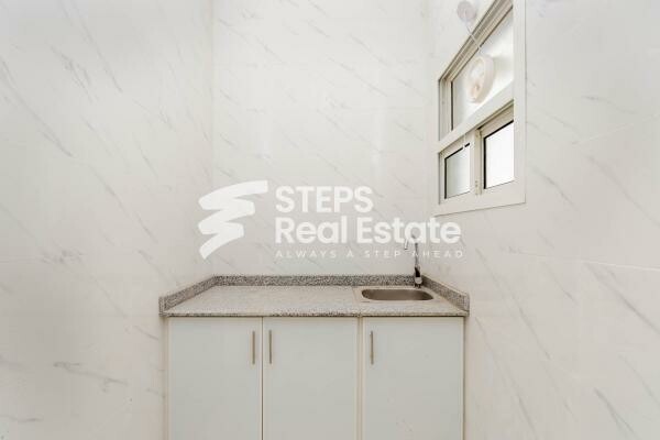 Brand New Carpentry with rooms - 6