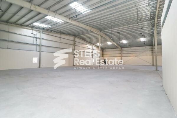 Warehouse in Industrial Area - 10