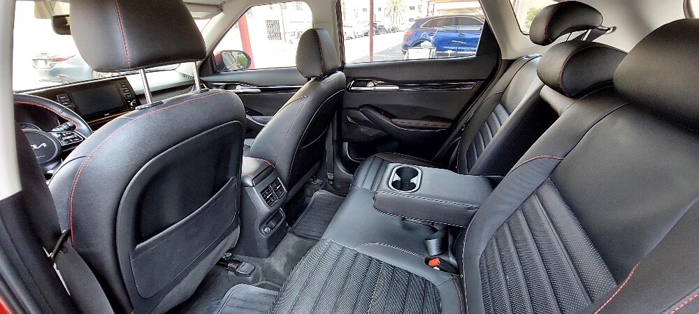 Kia Seltos GT Line 2023 - 13