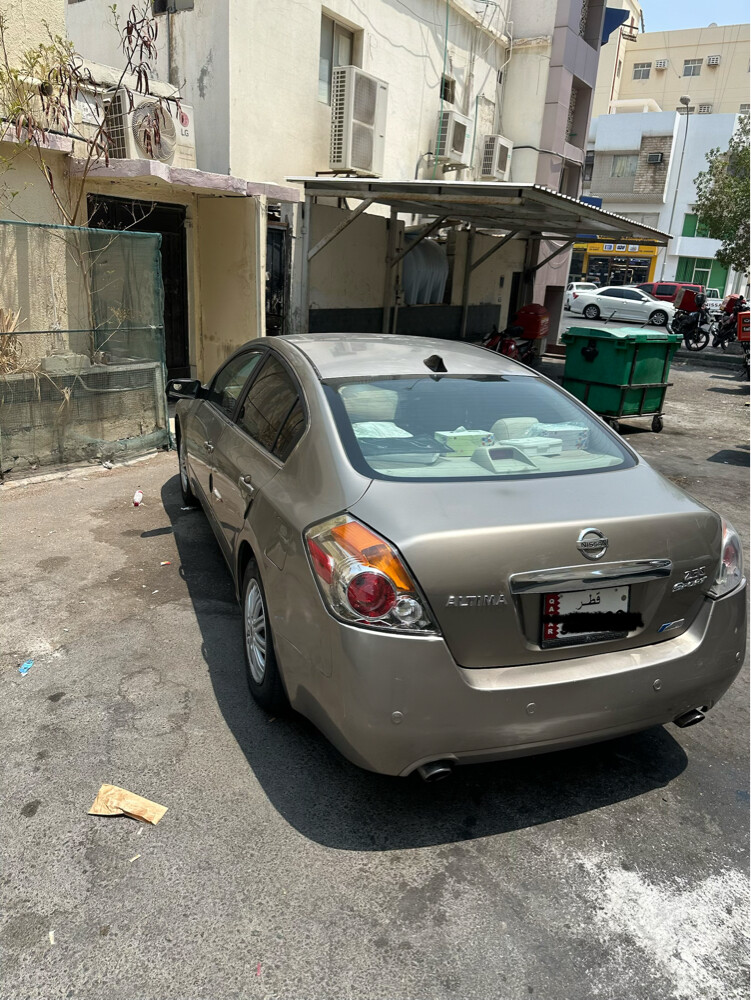 Nissan Altima 2.7 Model 2012 - 6