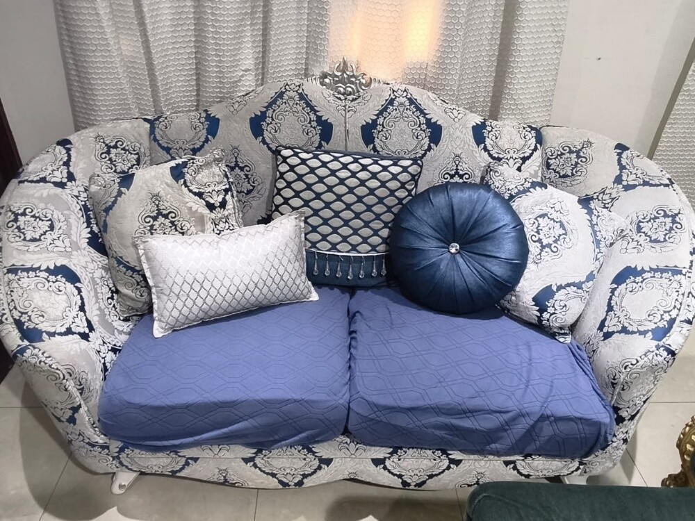 Majlis for sale as part of a renova - 6