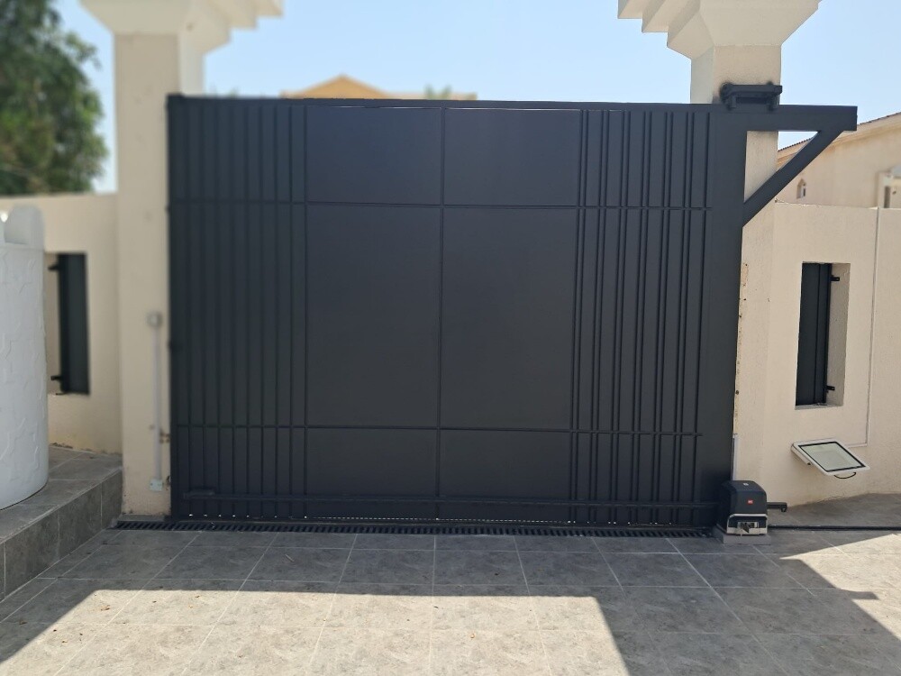نقوم بجميع الحدادة ترتيب وتركيب ا - 7