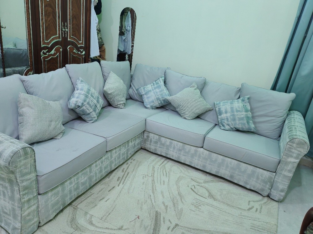 كنب زاويه مع مخدات - 1