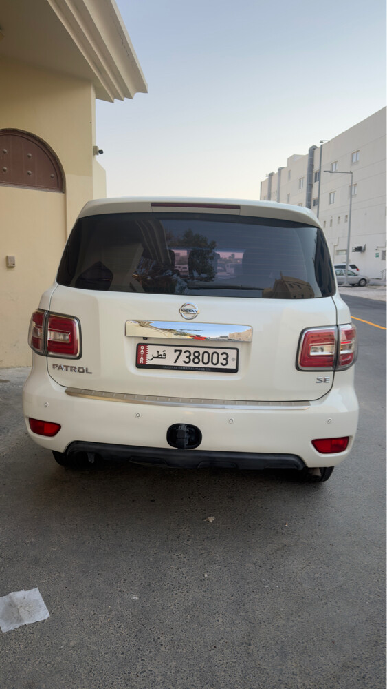 Nissan Patrol 2015 SE V8 Sunroof - 15