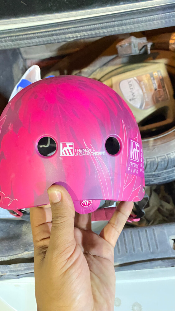 helmet - 1