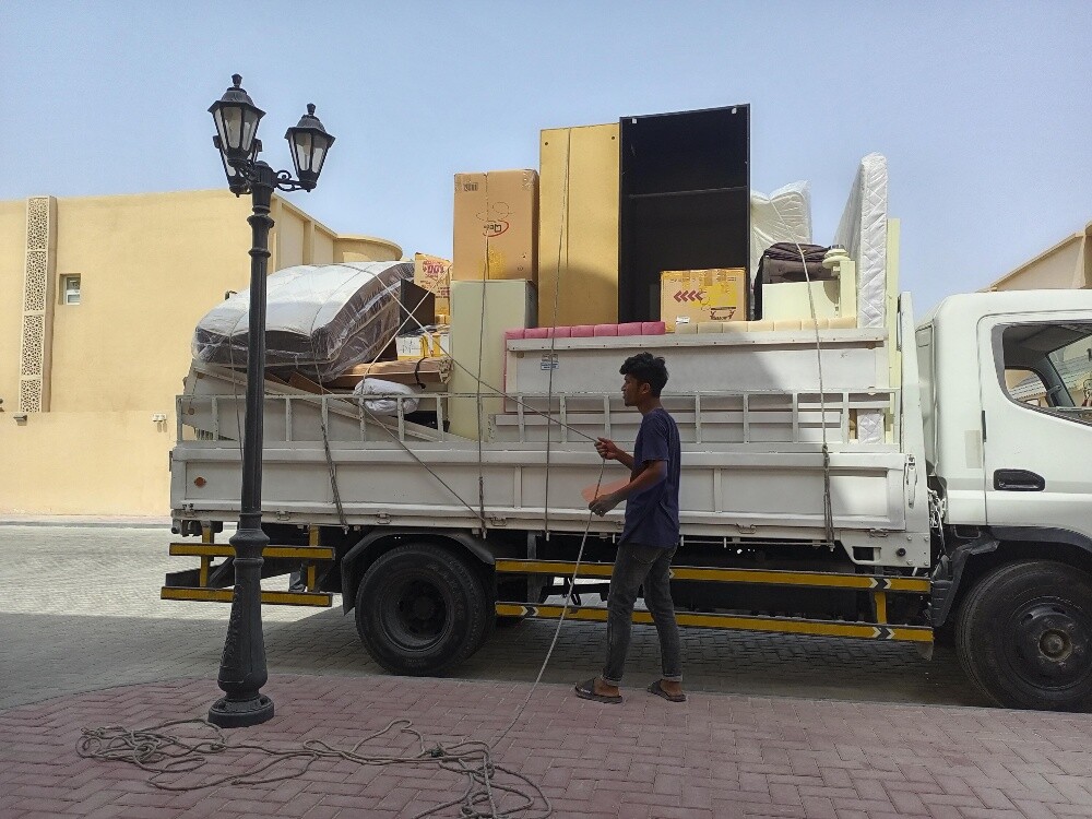 Moving furniture from house to hous - 12