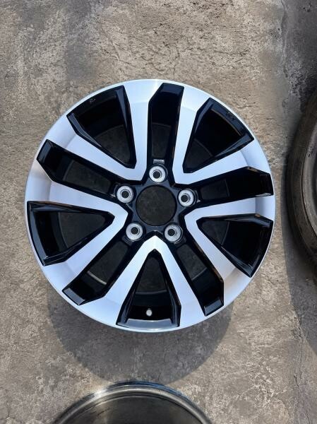 Brand New Imported 20 Alloy Rim - 2