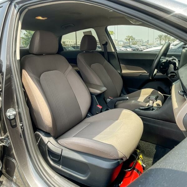 Hyundai Accent 2026 - 6