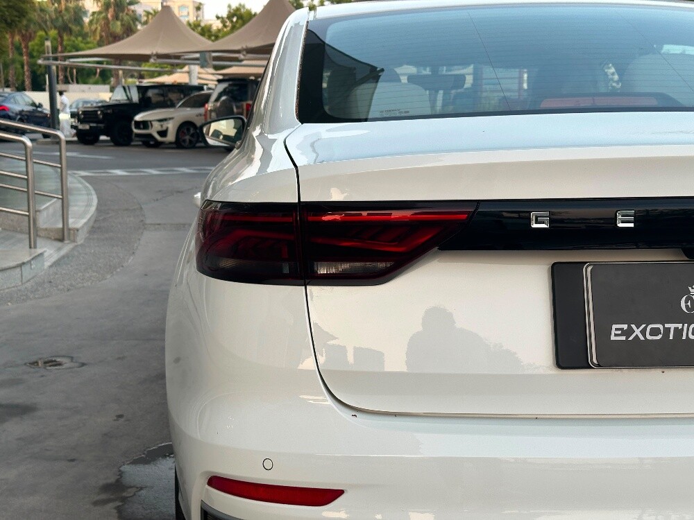 Geely Emgrand 2026 - 16