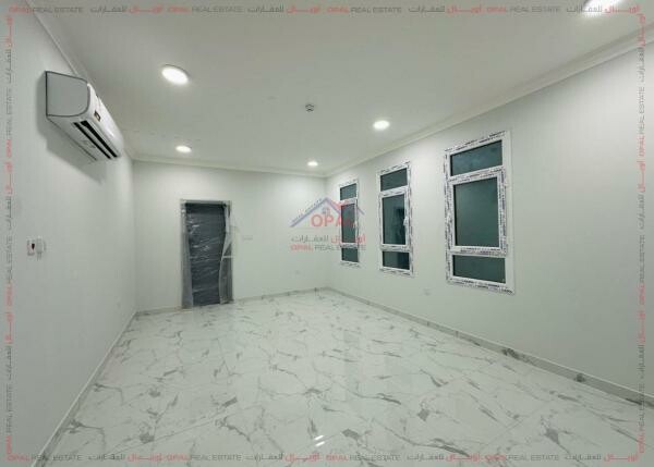 For Rent|Apartment in Umm Ghuwailna - 4