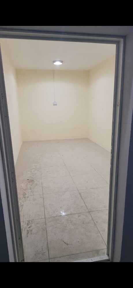 بيت مدينة خليفة ارض عمارات - 2