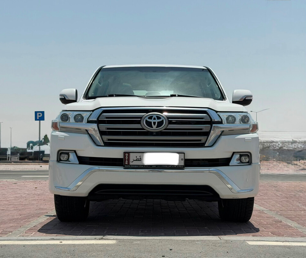 Toyota VXR 5.7 model 2018 - 3