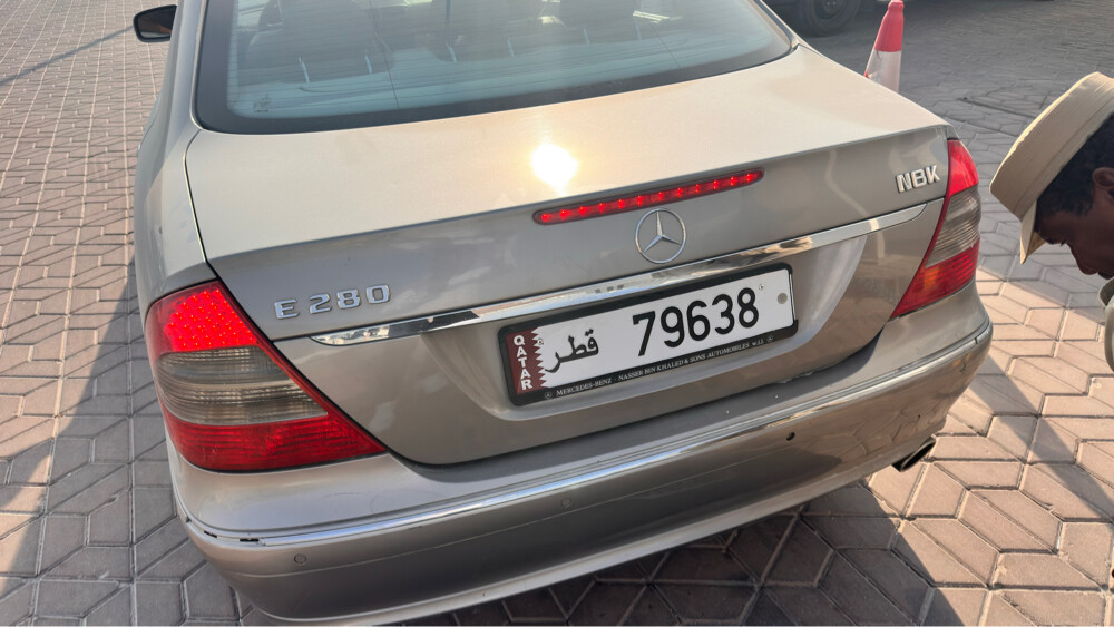 BENZ E280 - 1