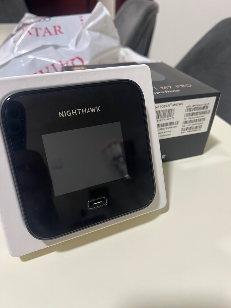 Netgear M7 Pro used 1 month - 7