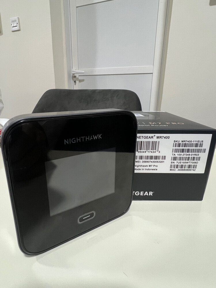 Netgear M7 Pro used 1 month - 13