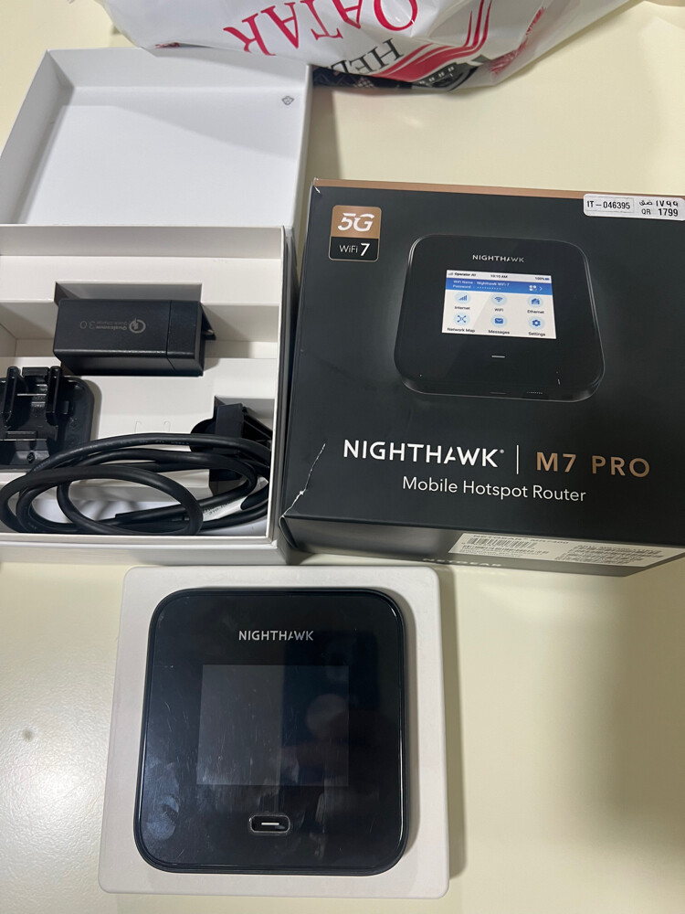 Netgear M7 Pro used 1 month - 5