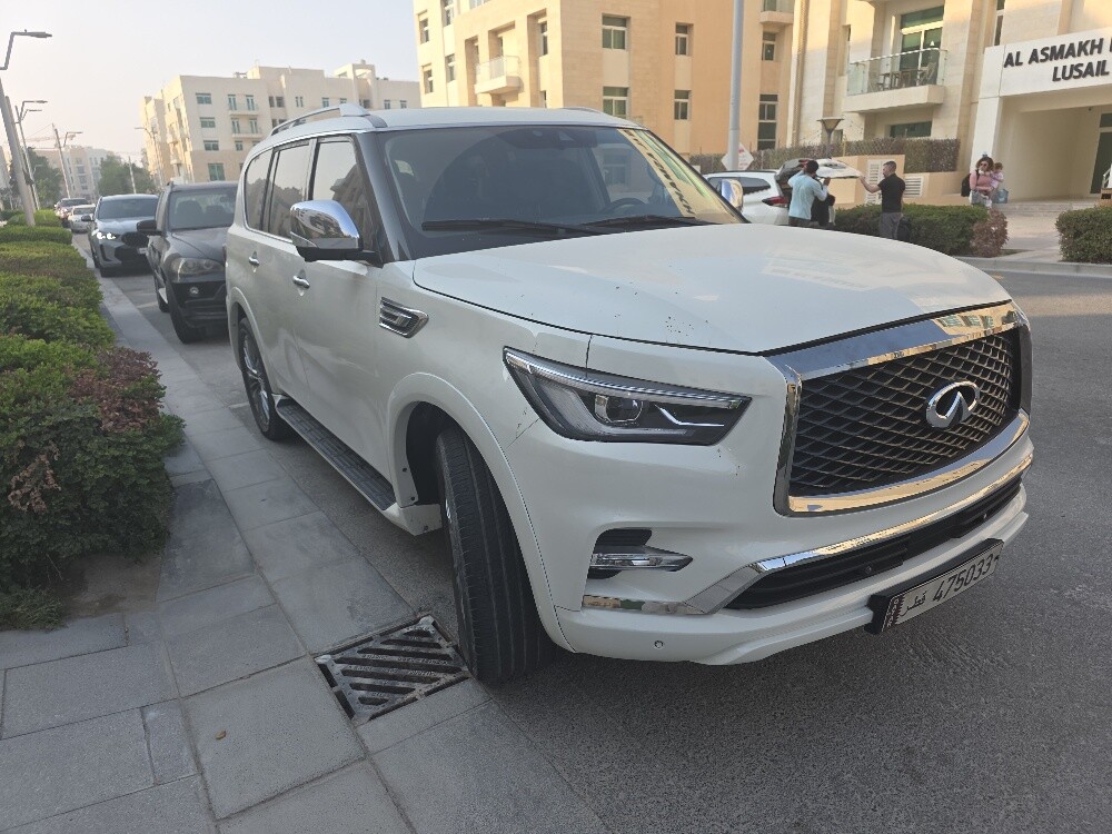 infinty qx80 low milage - 2