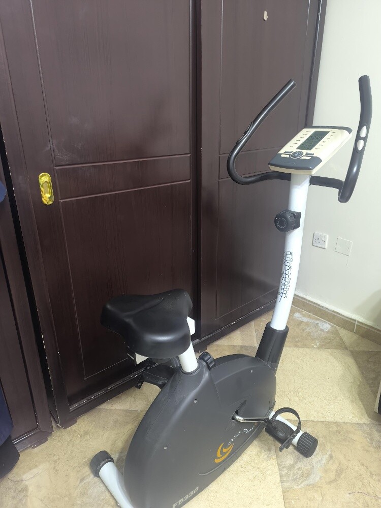 Infinity indoor bicycle machine - 1