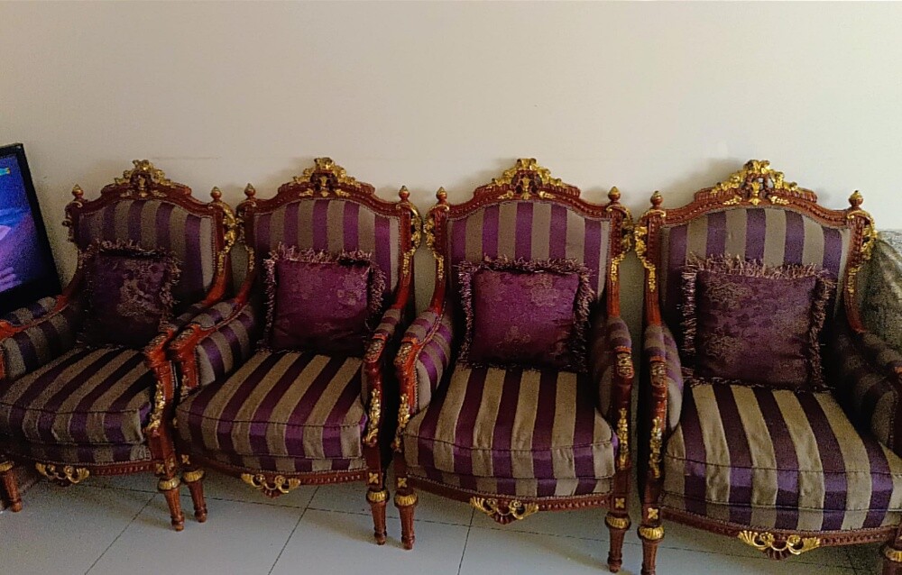 For Sale: Used Sofa Set in Excellen - 1