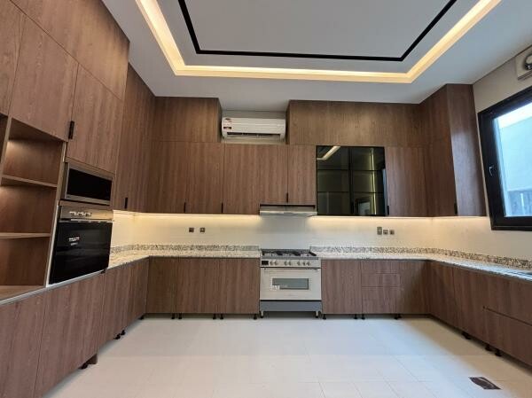 foe sale| modern villa in Al Kheesa - 3