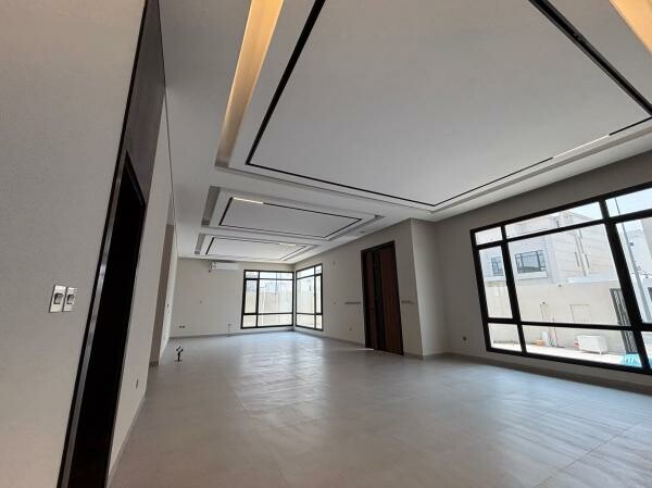 foe sale| modern villa in Al Kheesa - 11
