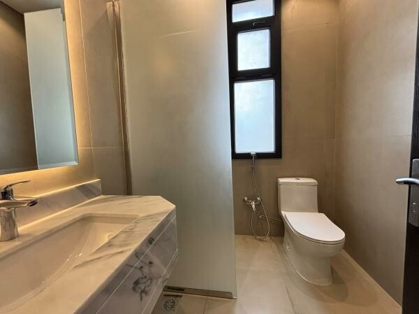 foe sale| modern villa in Al Kheesa - 2
