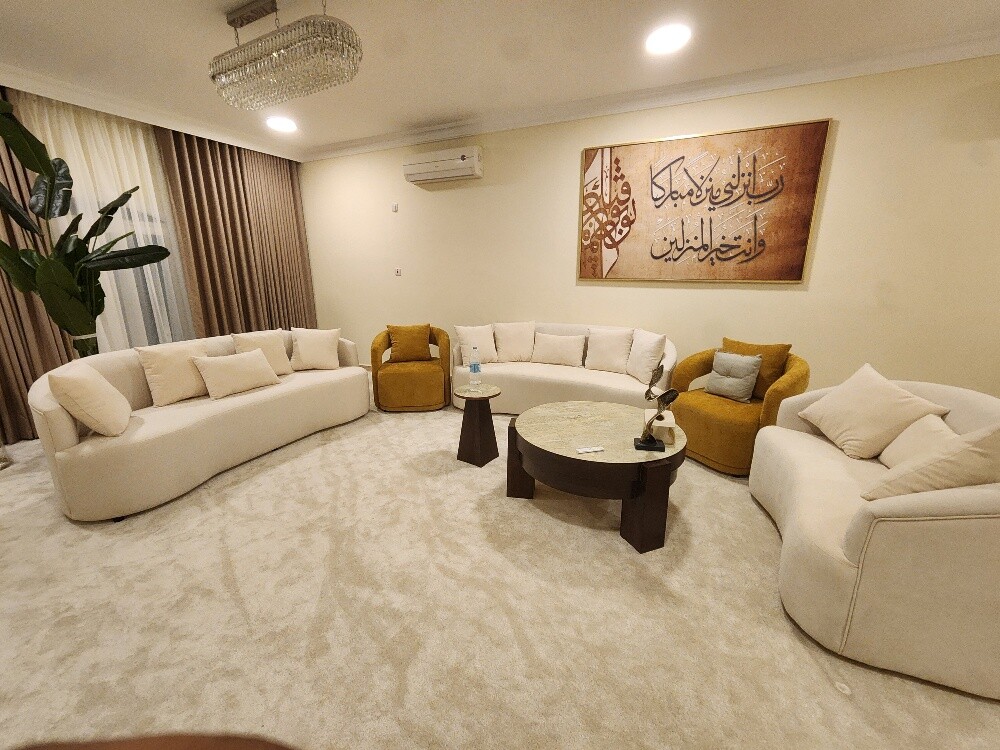 brand new sofa 1 meter 600 QAR - 2