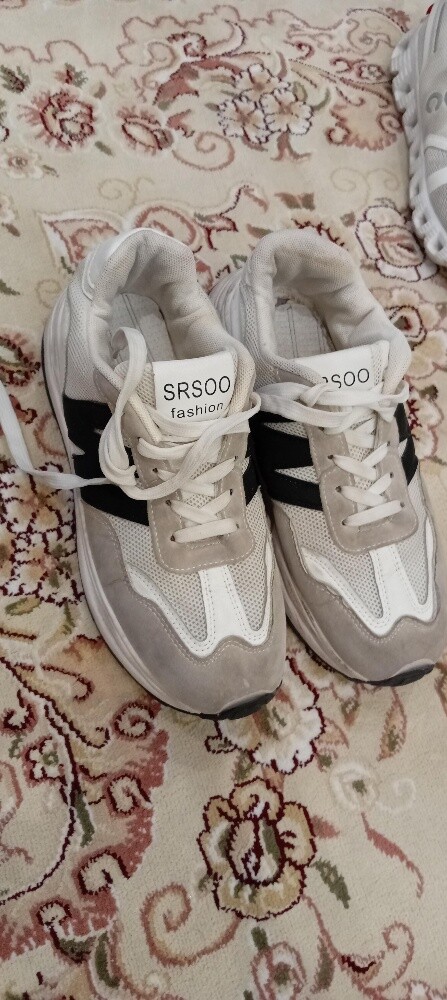 Adidas. - 7