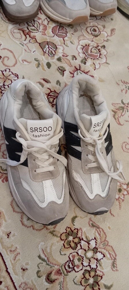 Adidas. - 5