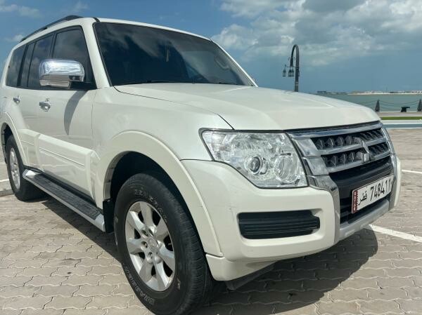 MITSUBISHI PAJERO 2017 - 3