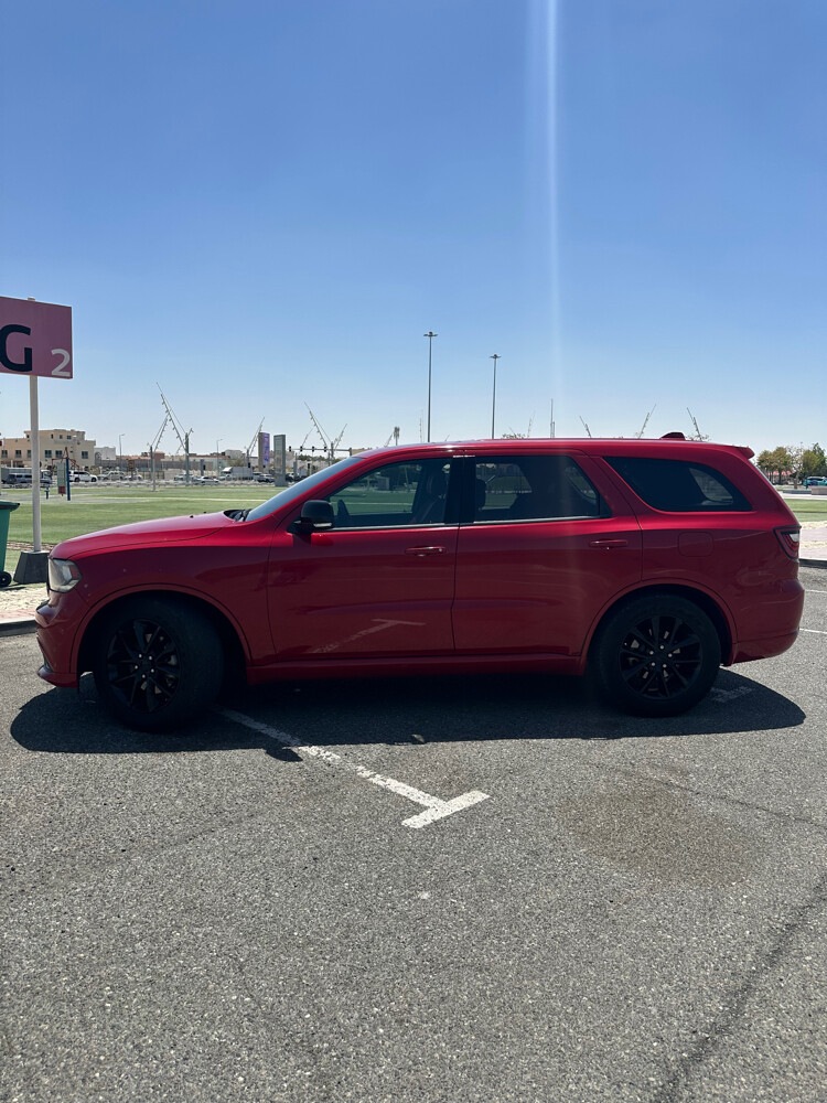 Dodge Durango 2017 R/T Like new - 4