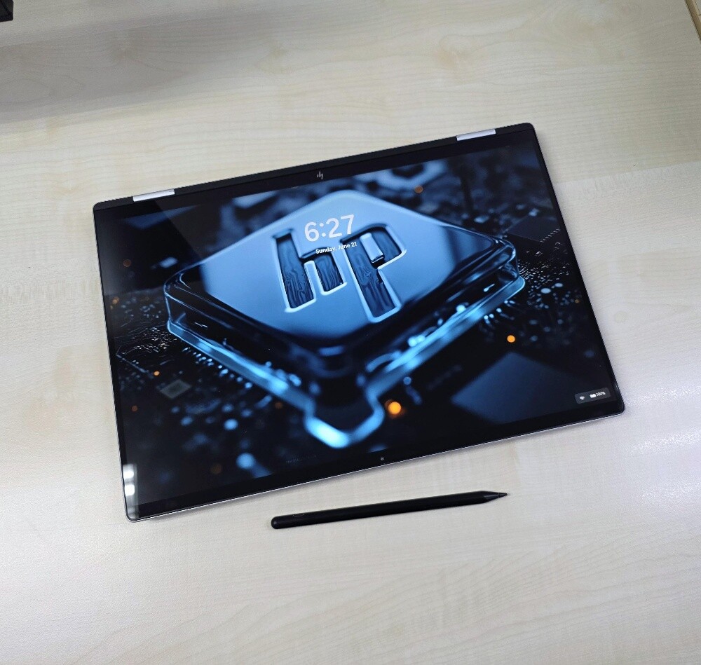 HP Envy x360 Ultra 7 16GB-1TB 16"WU - 3
