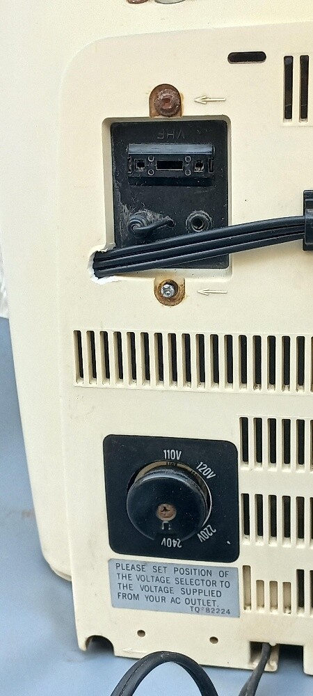 تحفة تلفزيون ناشيونال 1976 - 18