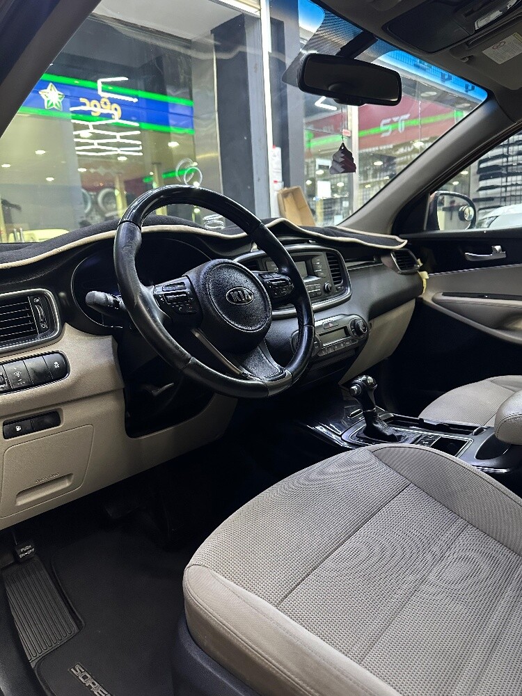 KIA SORENTO 2016 - 7