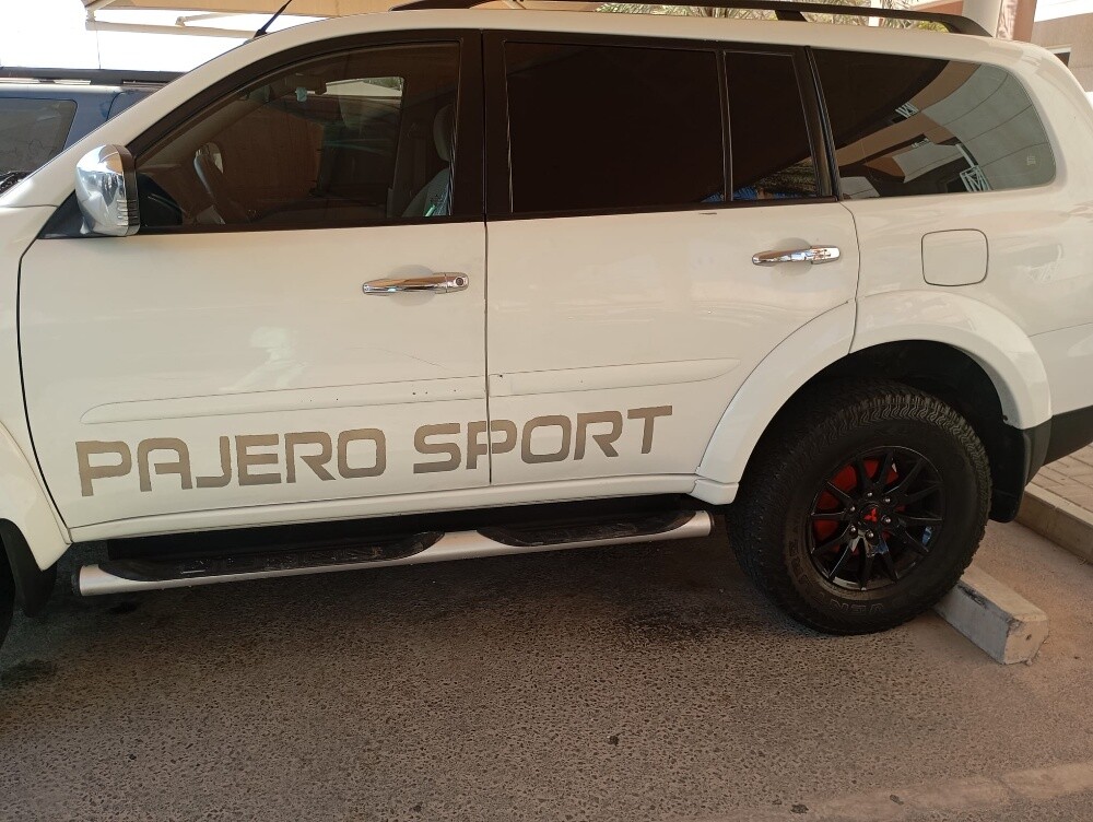 Pajero sport 2009 - 2