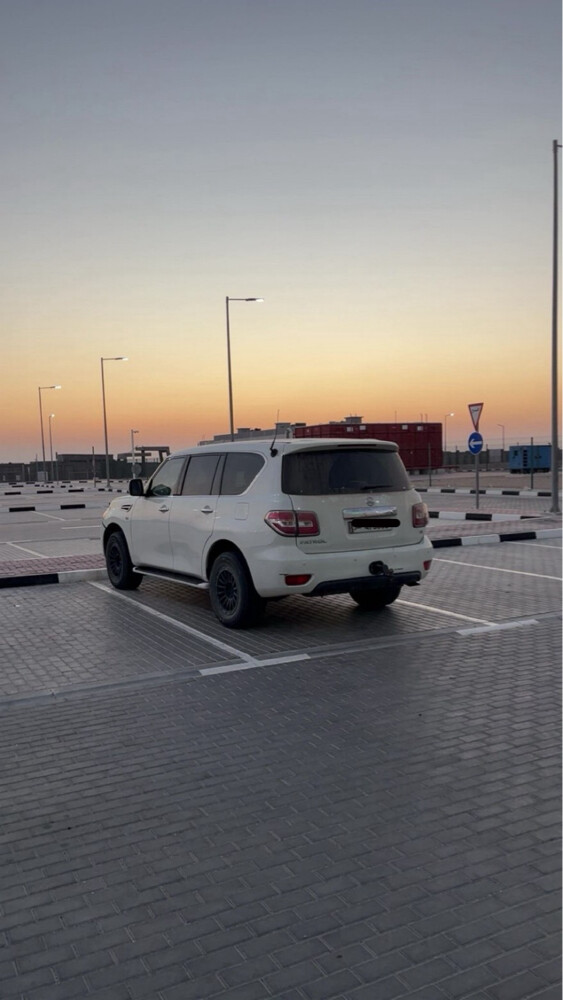 Nissan Patrol 2015 for sale - 1