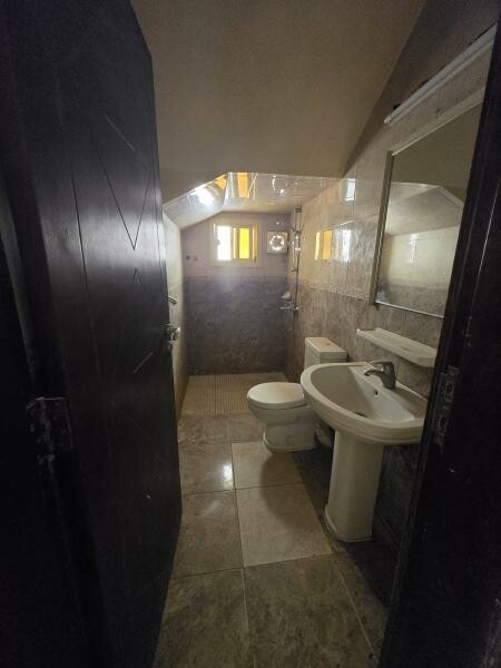 5 villa Available in umm salal - 1