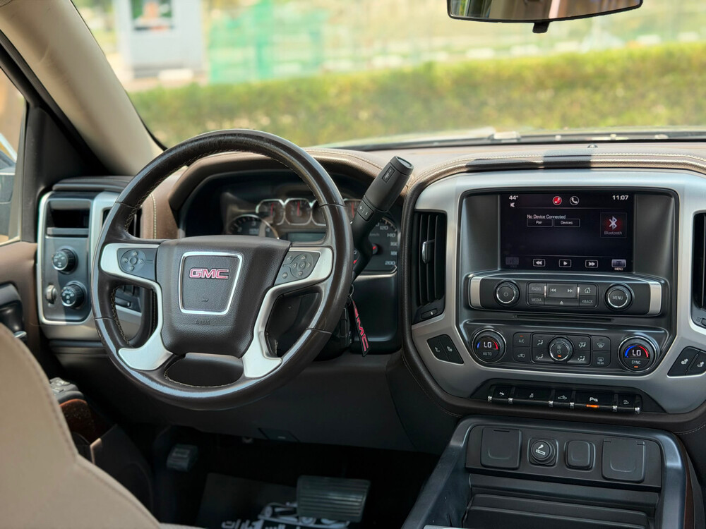 GMC Sierra - 10