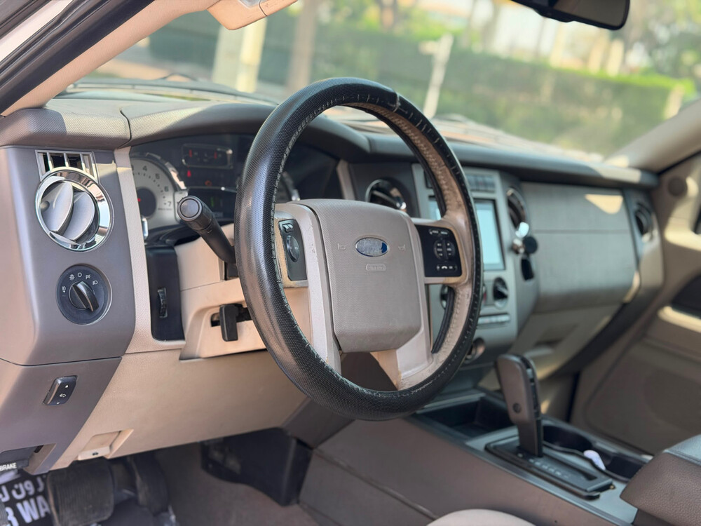 ford expedition - 9