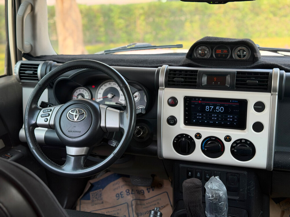 Toyota FJ Cruiser - 11