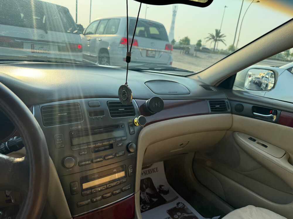 لكزس اي اس 300 - 7