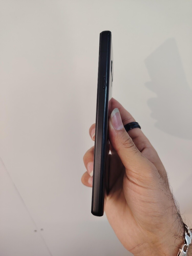 سامسونج نوت 9 128 جيجا رام 6 - 7