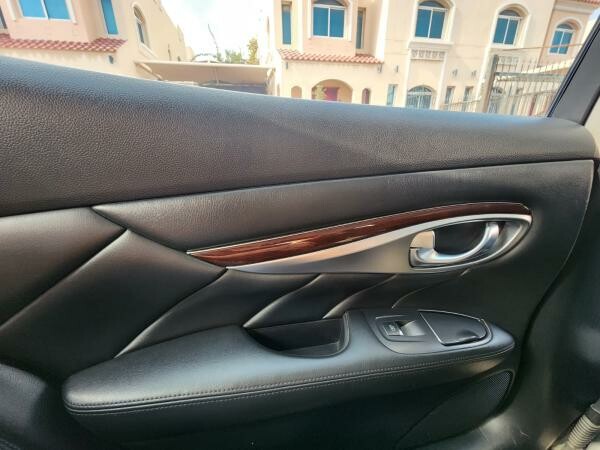 Infiniti M37 2012 - 11