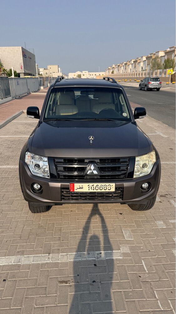 Mitsubishi Pajero 3.5 L 2014 - 13
