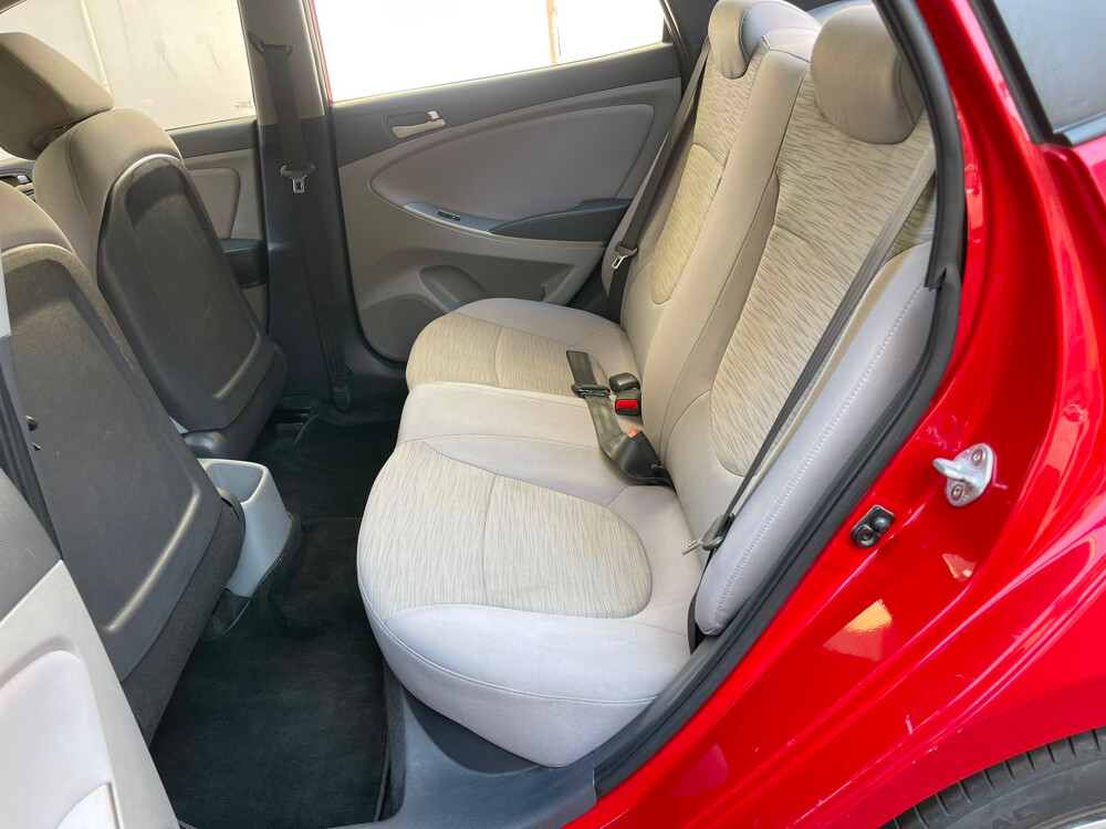 Car for sale Estimara 1 year - 12