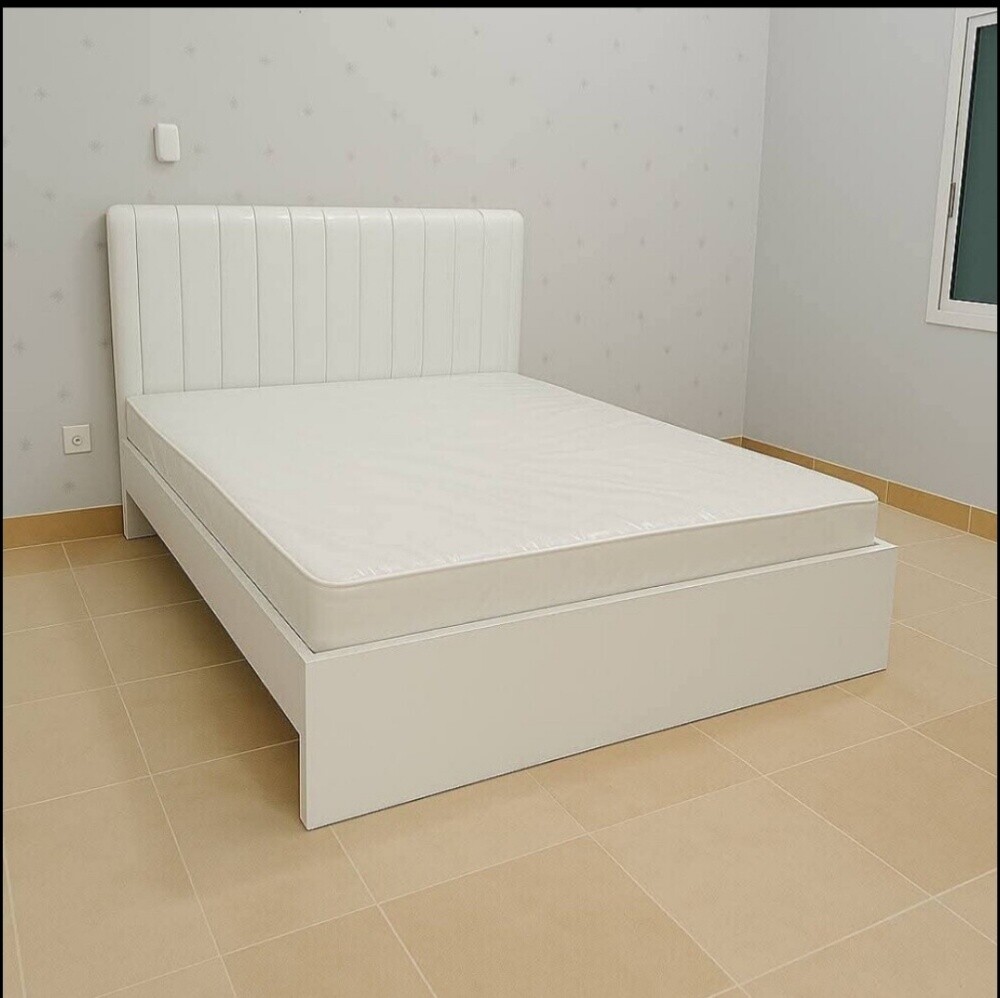 American Box Bed Queen size - 4